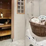 Vuokatin Aateli Huoneisto *